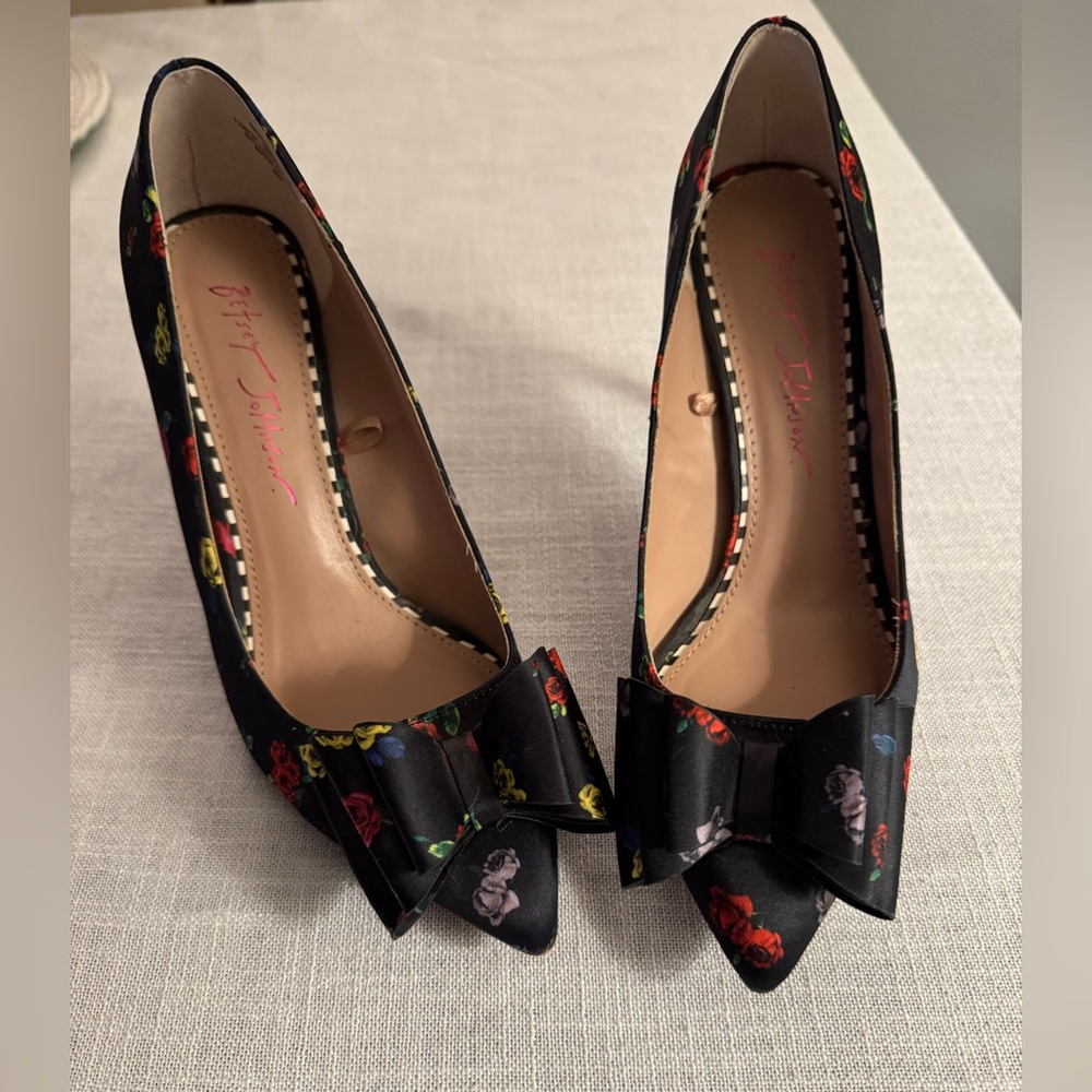 Betsey Johnson Black Floral Heels with Bow